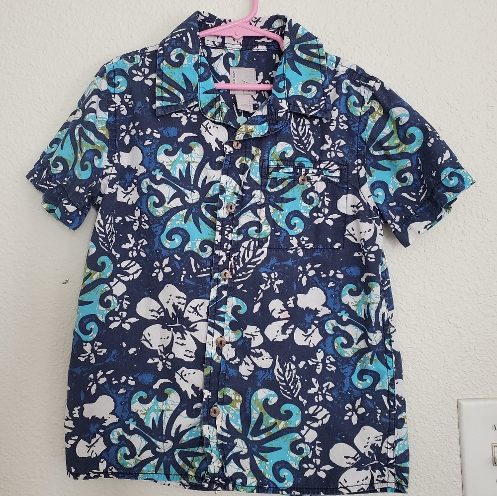 Old navy Hawaiian top
